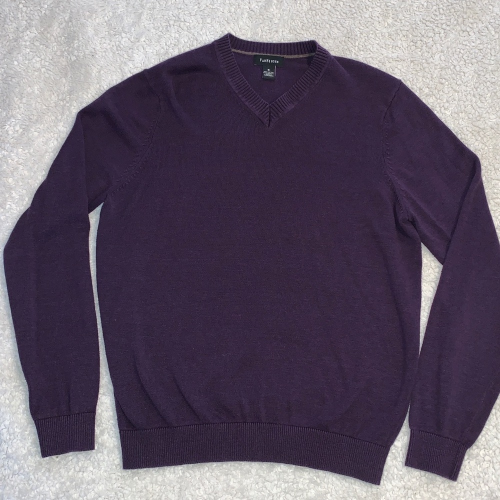 Men’s VanHeusen sweater